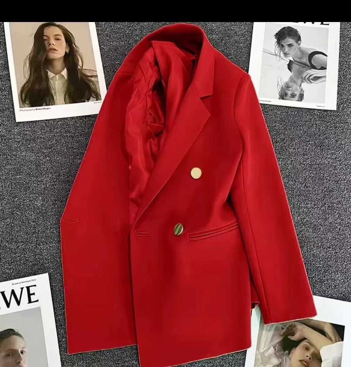 Women's Solid-Colored Defined-Waist Blazer