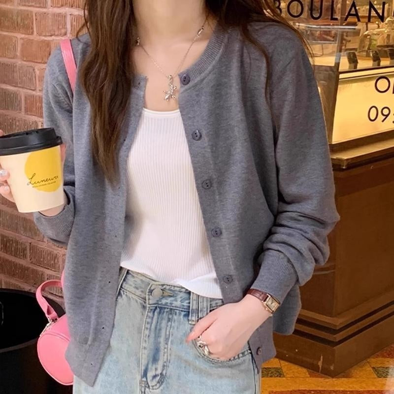 Women's Slim-Fit Long Sleeve Pullover Top