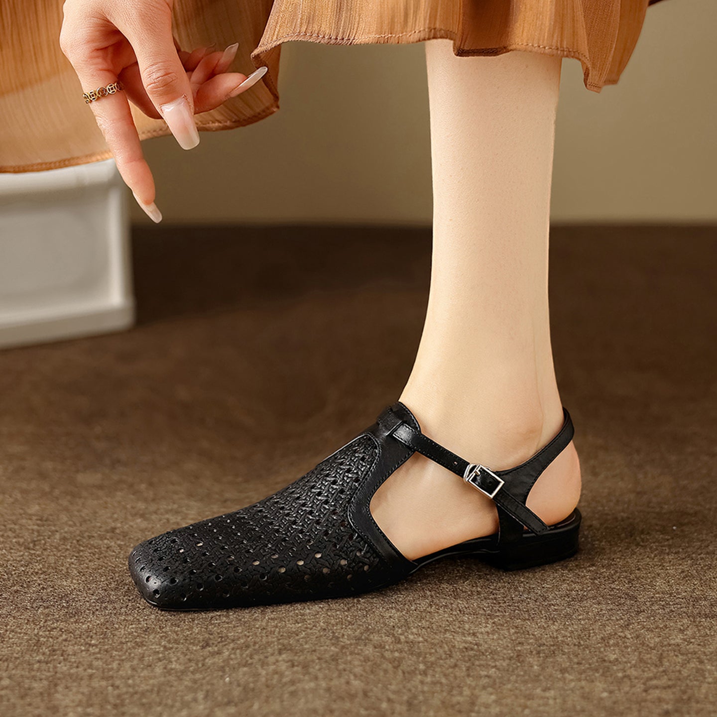 Women's Washed Full Grain Leather Slingback Sandals, Perforated T-Strap Closed-Toe Flat Shoes