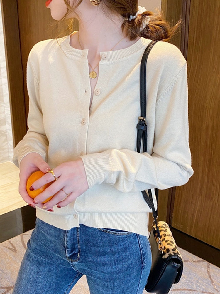 Women's Slim-Fit Long Sleeve Pullover Top