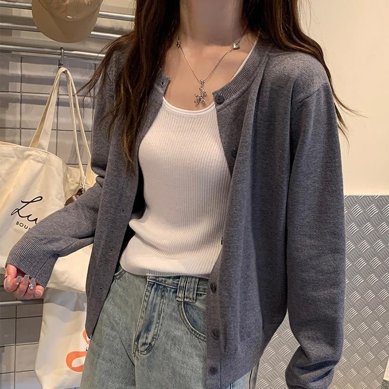 Women's Slim-Fit Long Sleeve Pullover Top