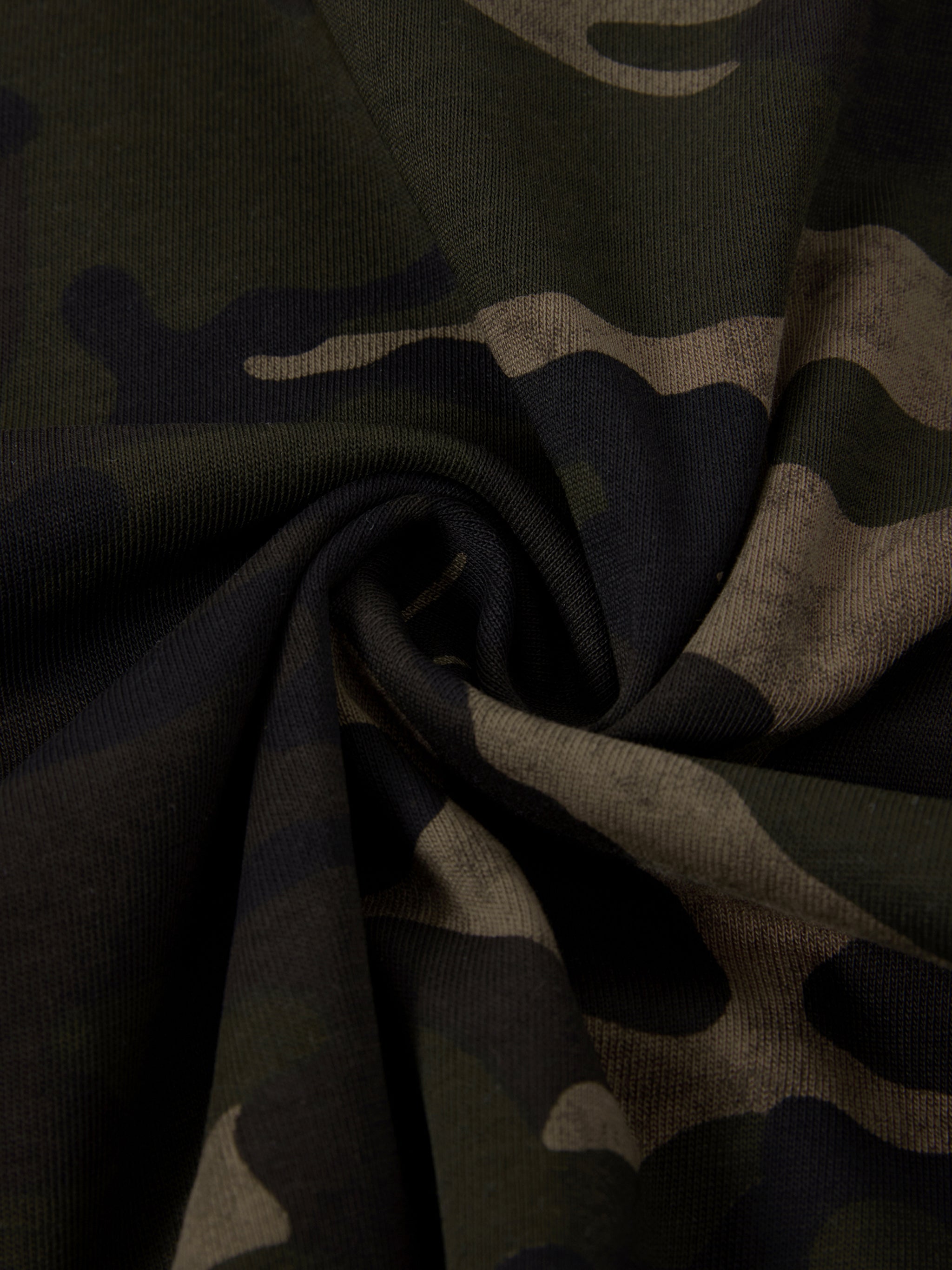 Unisex Camo Boxy T-Shirt – Oversized Camouflage Streetwear Tee