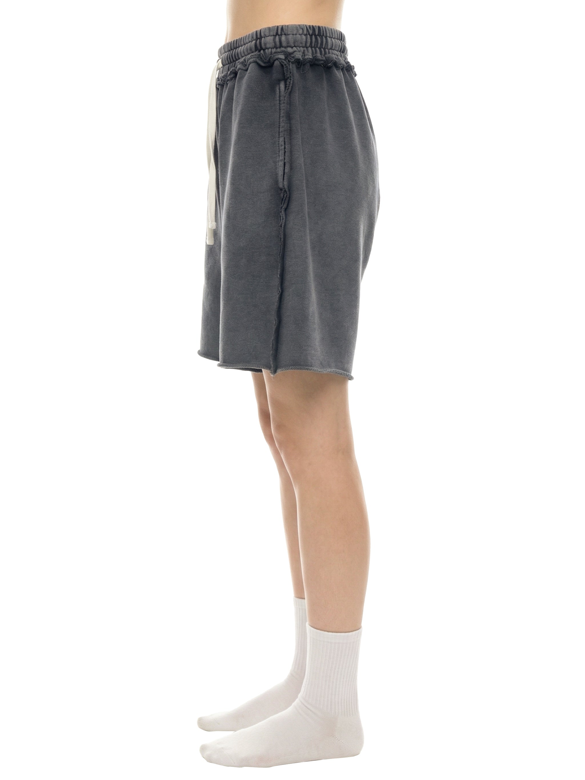 Unisex Mineral Wash Raw Edge Shorts – Oversized Premium Streetwear Shorts