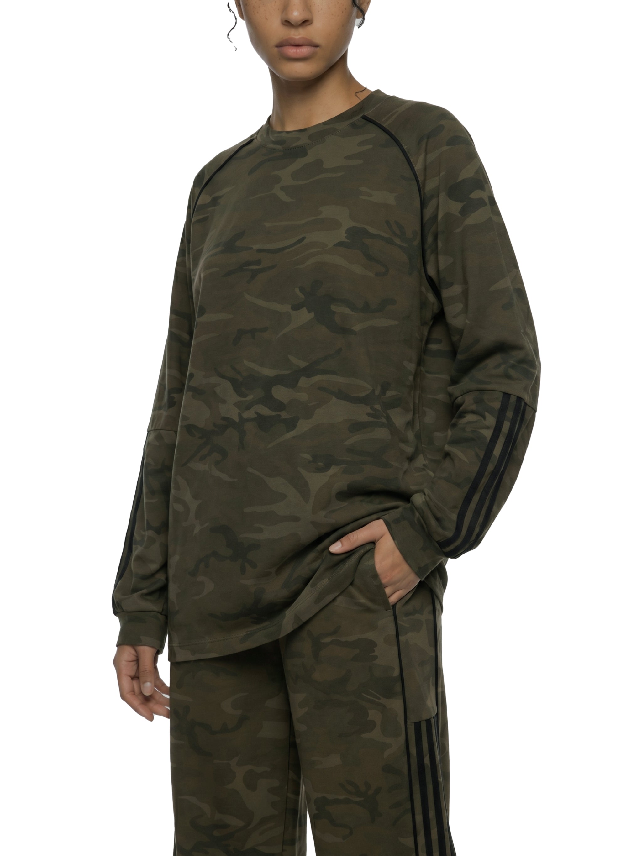 Unisex Camo Loose Long Sleeve T-Shirt – Oversized Streetwear Tee