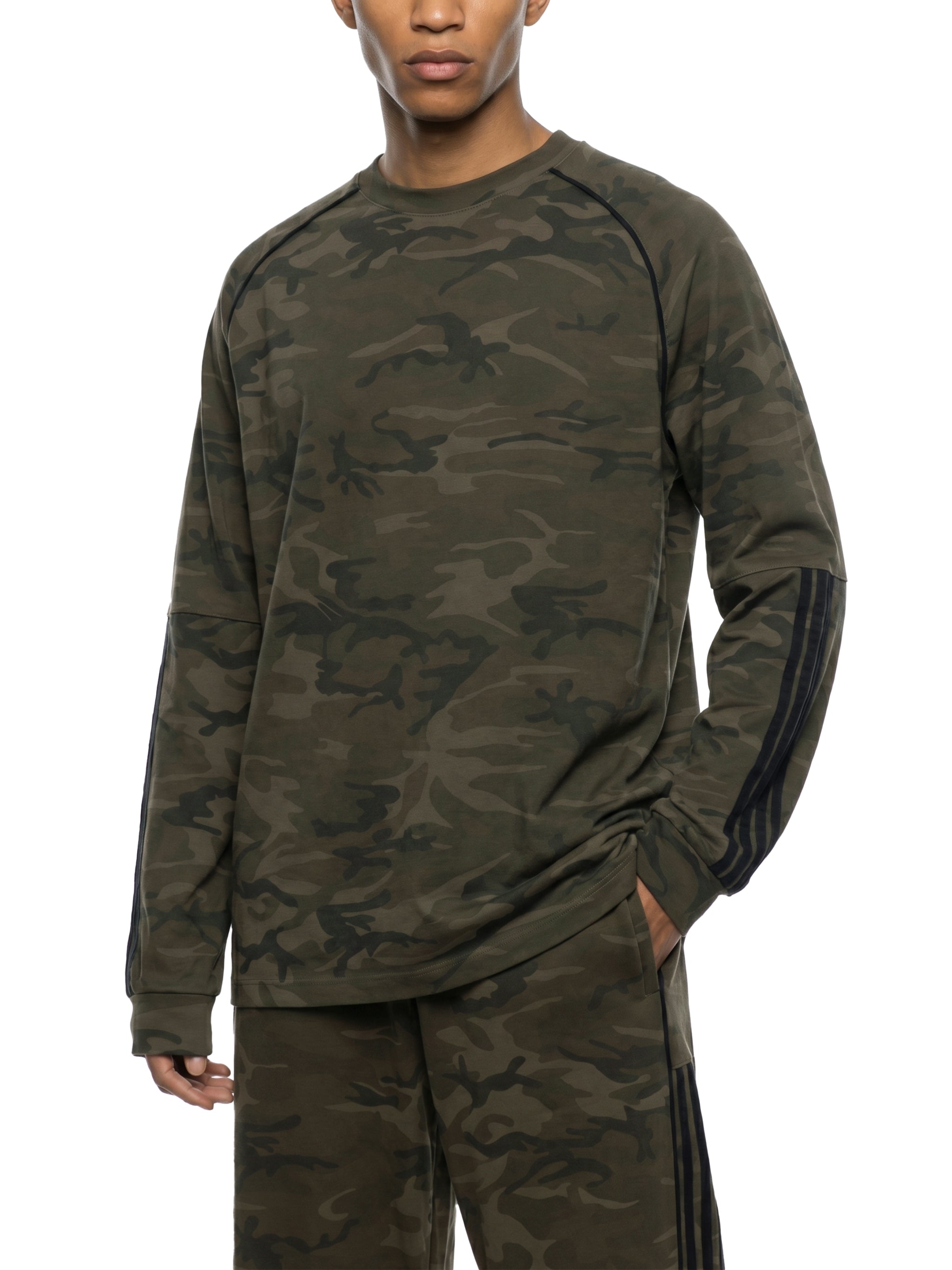 Unisex Camo Loose Long Sleeve T-Shirt – Oversized Streetwear Tee