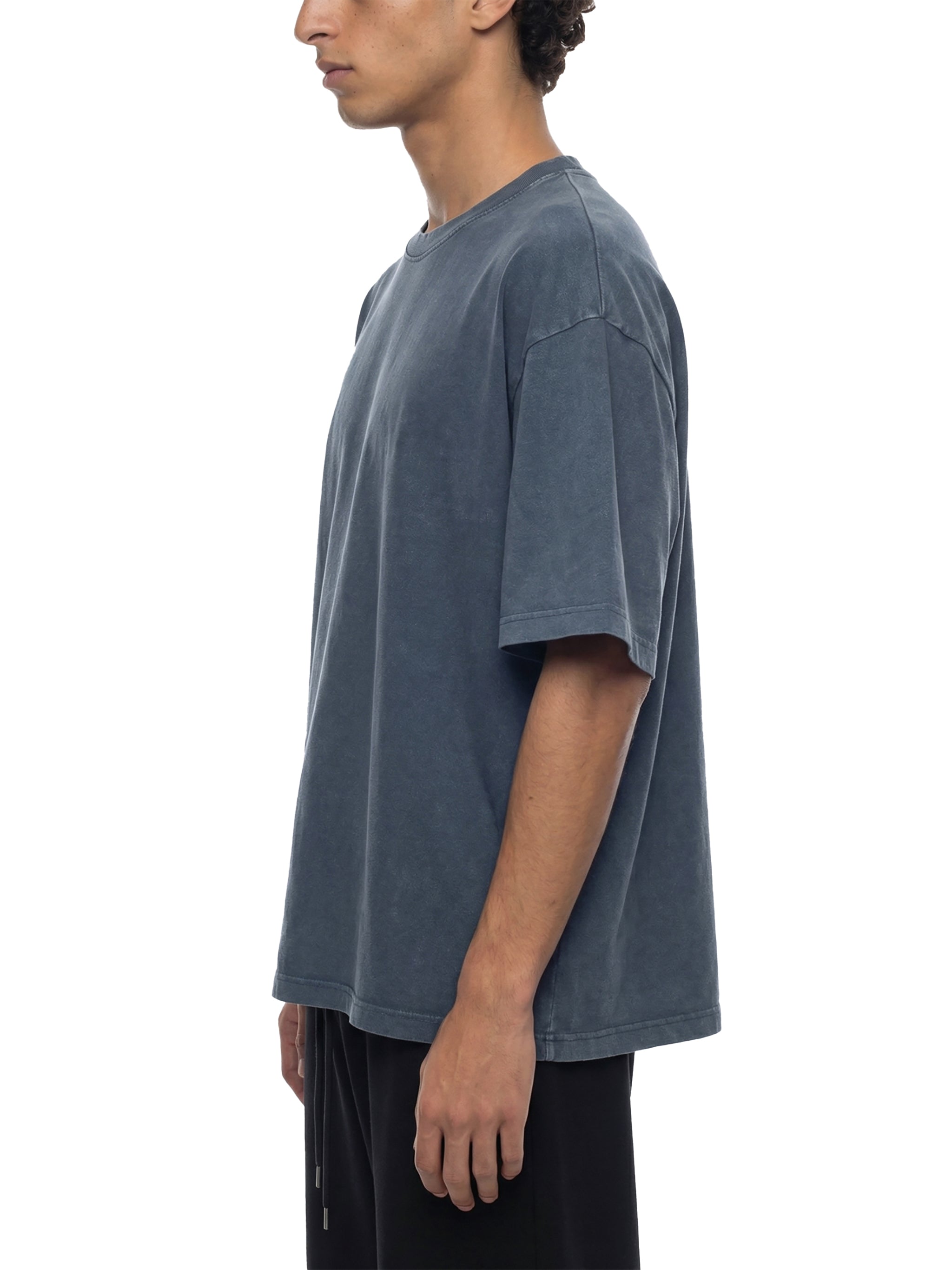 Unisex Vintage Wash Boxy T-Shirt – Oversized Heavyweight Faded Streetwear Tee