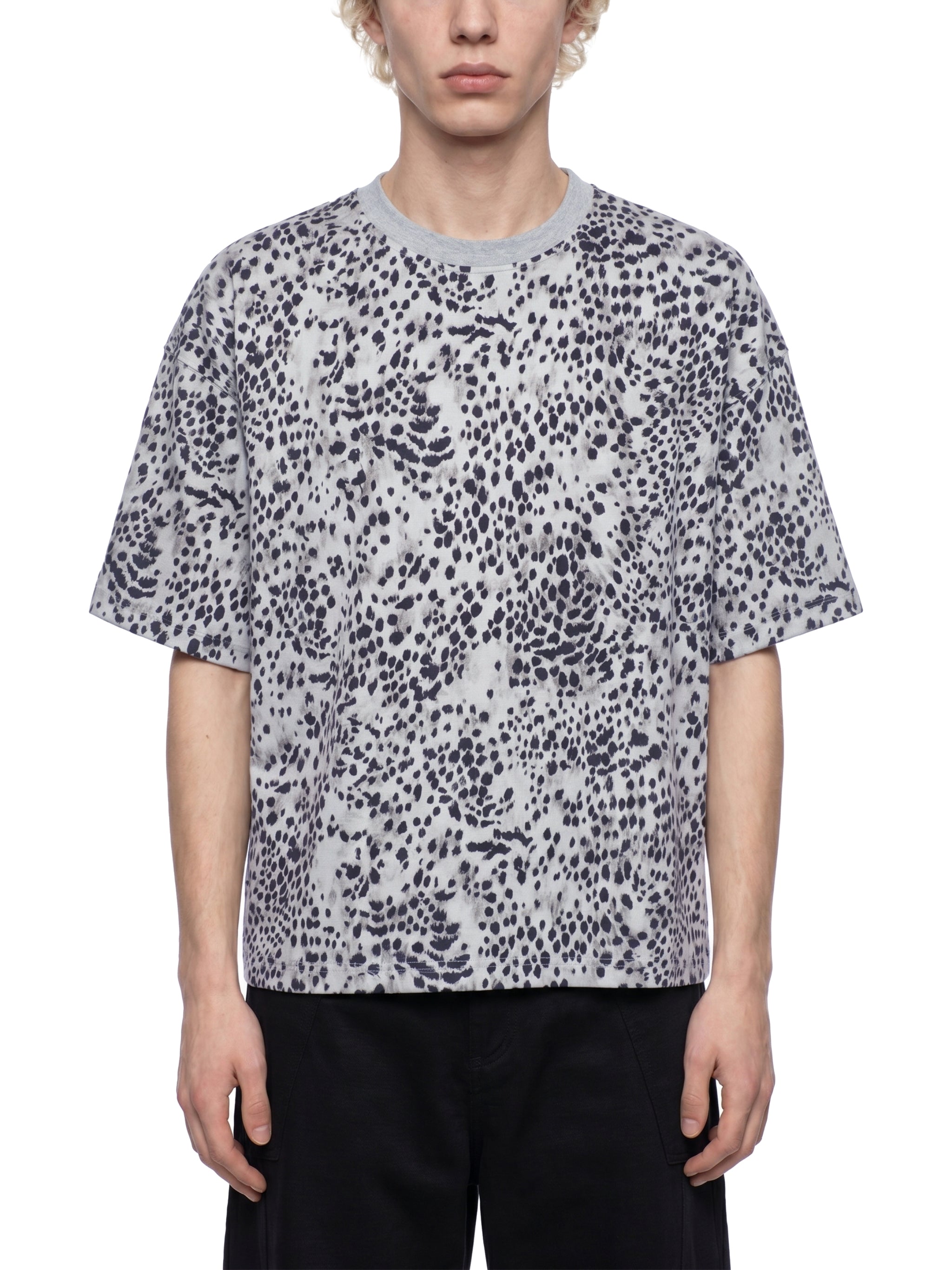 Unisex Leopard Print Boxy T-Shirt – Oversized Premium Streetwear Tee