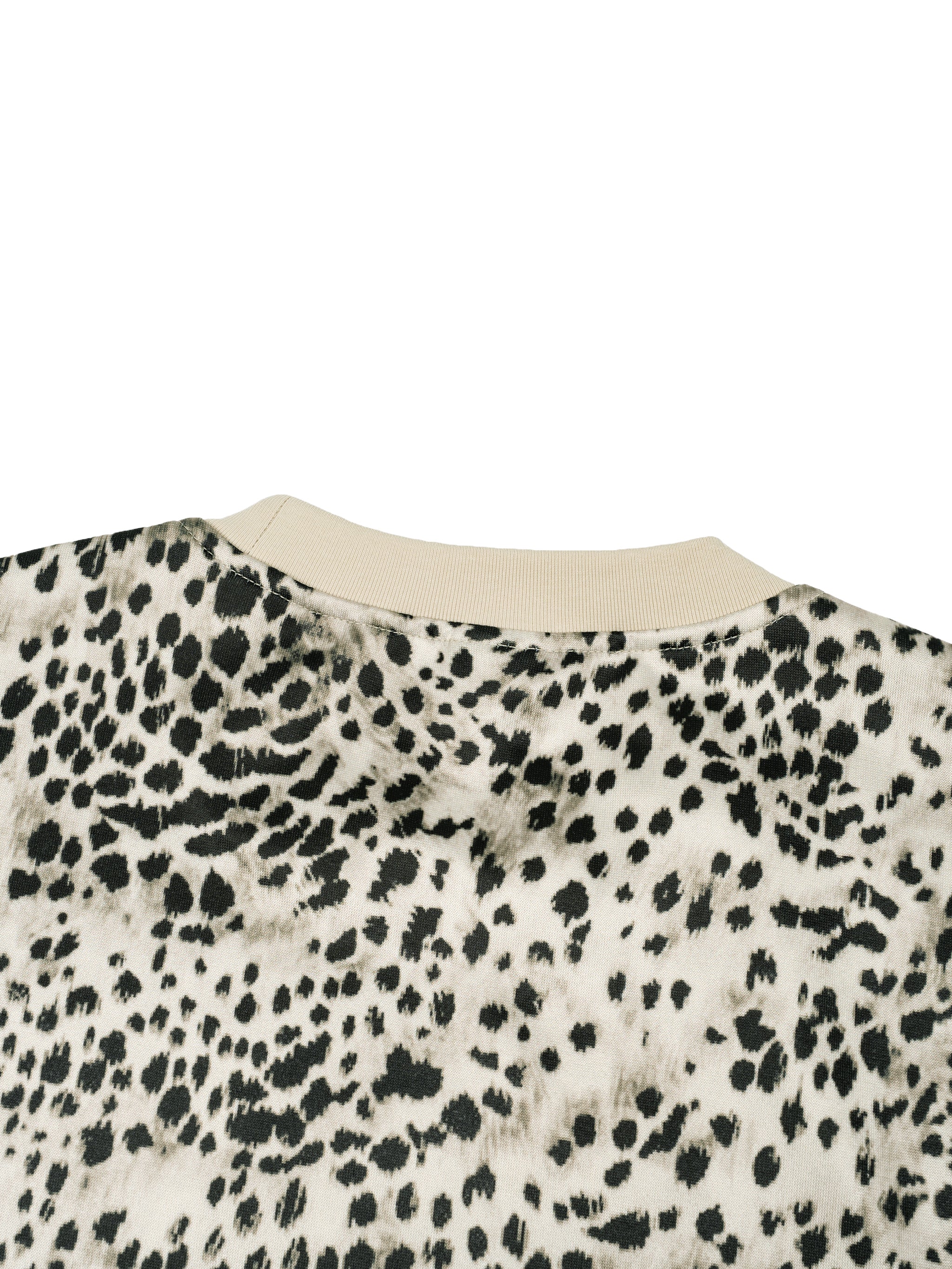 Unisex Leopard Print Boxy T-Shirt – Oversized Premium Streetwear Tee