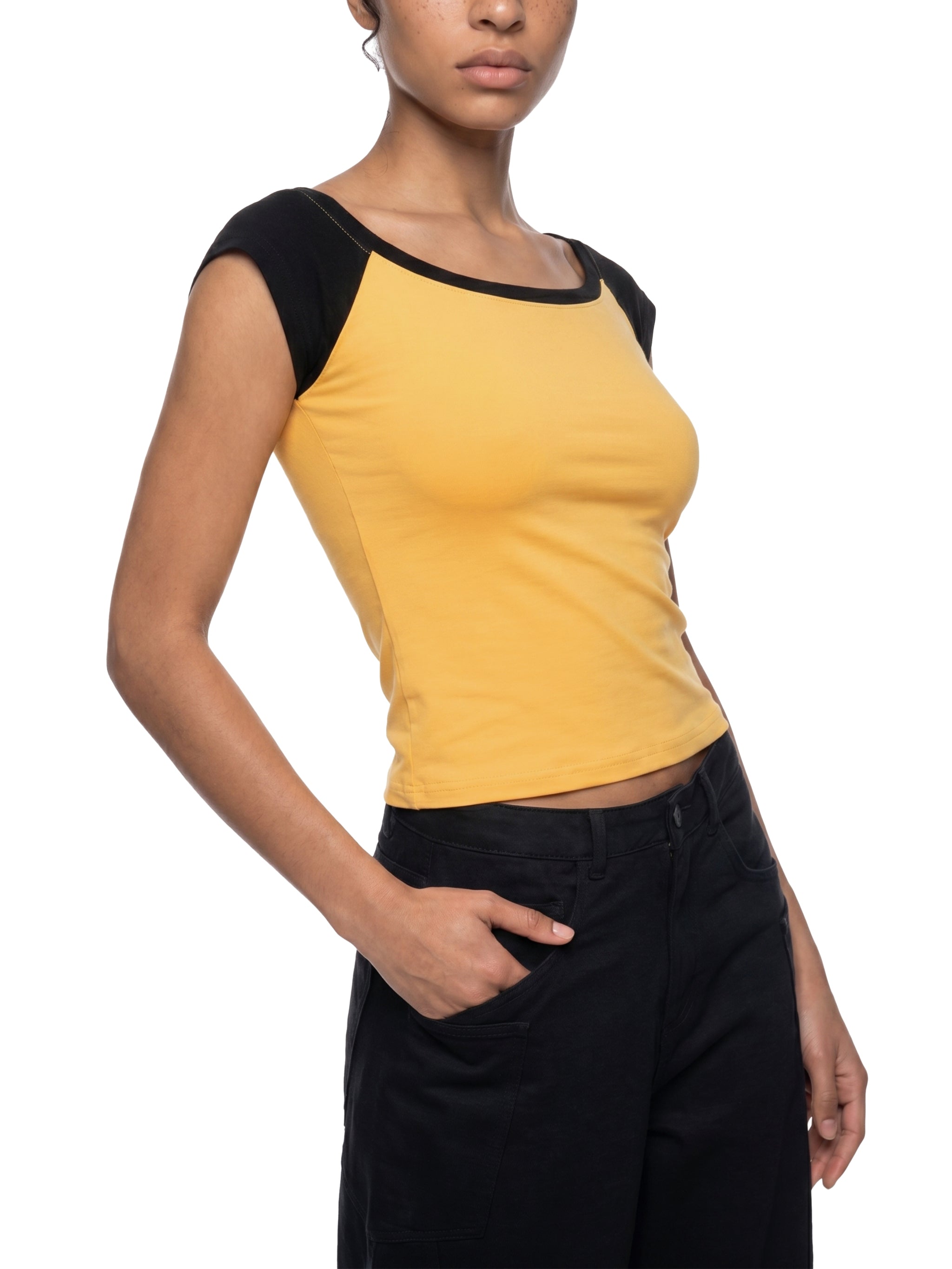 Women's Off-the-Shoulder Crop T-Shirt – Slim Fit Casual Fashion Top