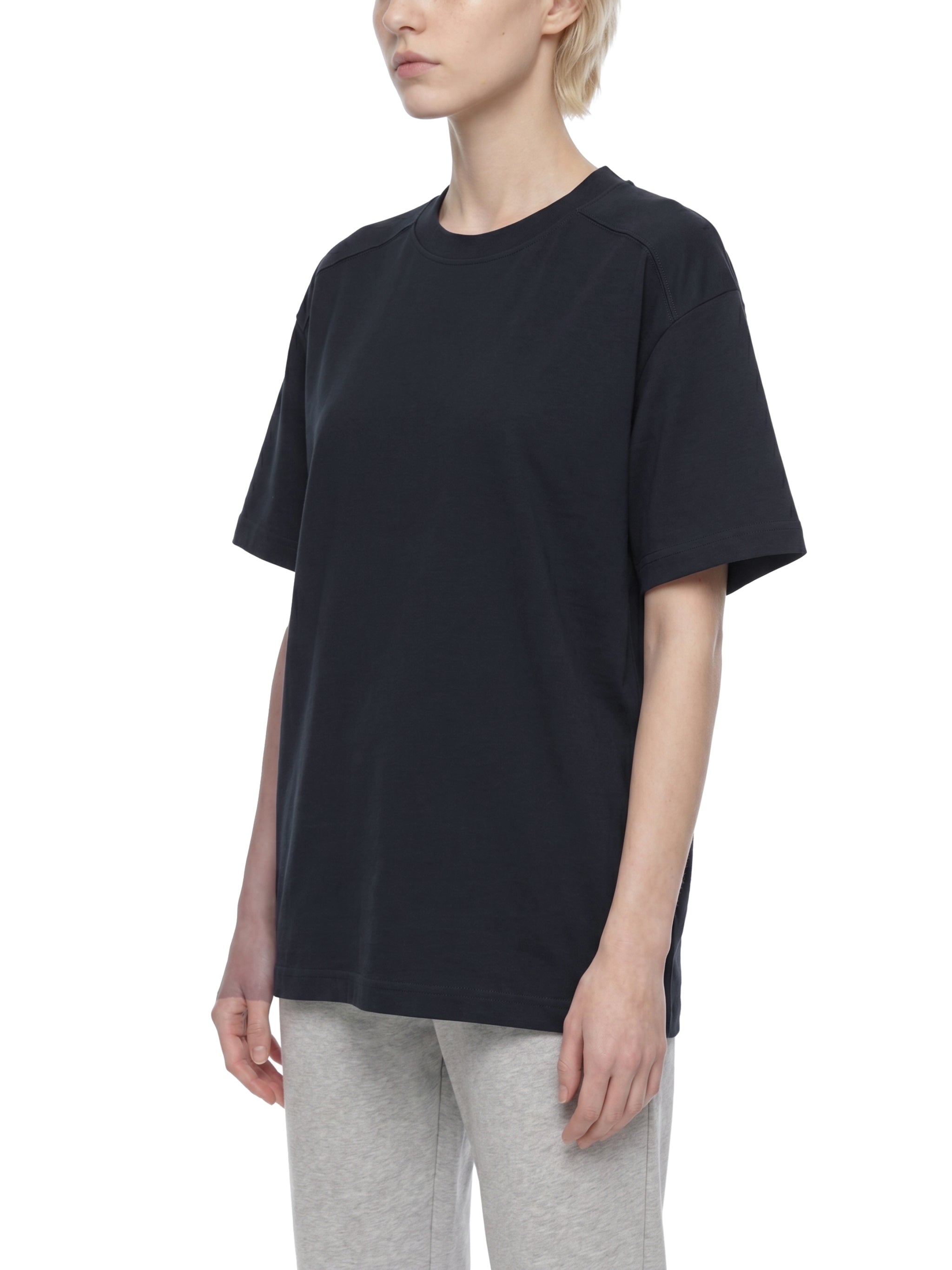 Unisex Quick-Dry Boxy Performance T-Shirt – Oversized Streetwear Tee