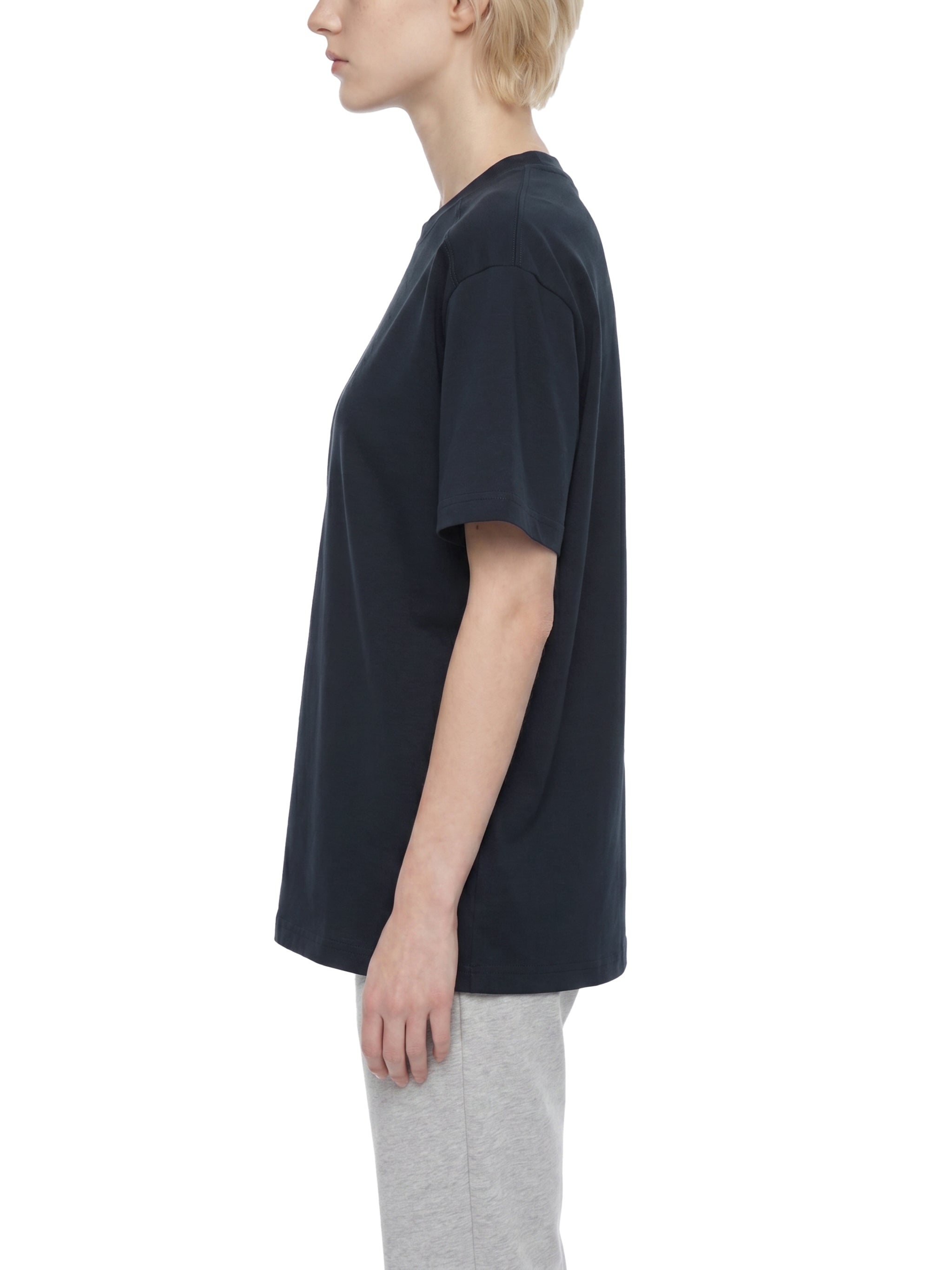 Unisex Quick-Dry Boxy Performance T-Shirt – Oversized Streetwear Tee