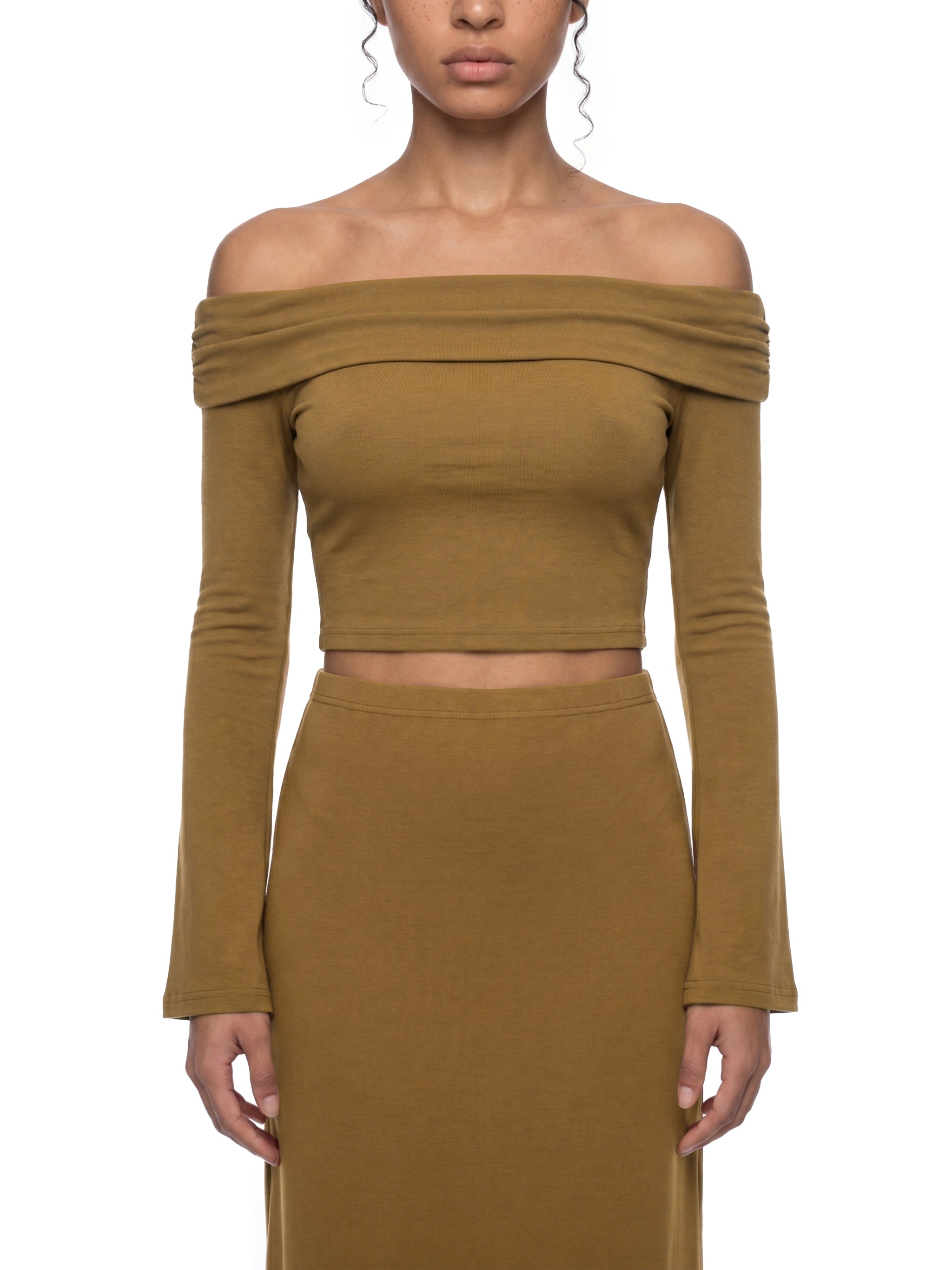 Women's Off-the-Shoulder Bell Sleeve Crop T-Shirt – Slim Fit Fashion Top