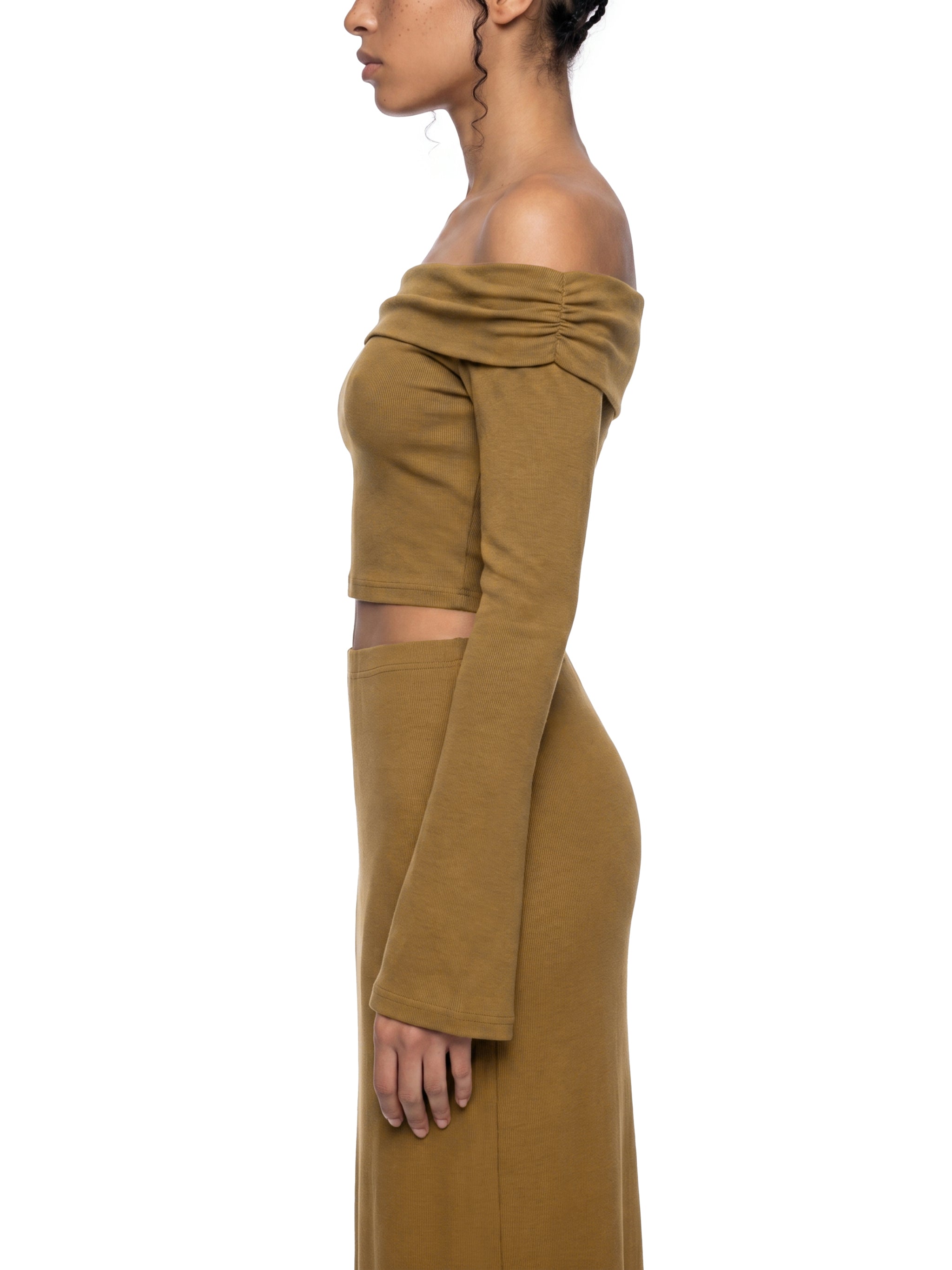 Women's Off-the-Shoulder Bell Sleeve Crop T-Shirt – Slim Fit Fashion Top