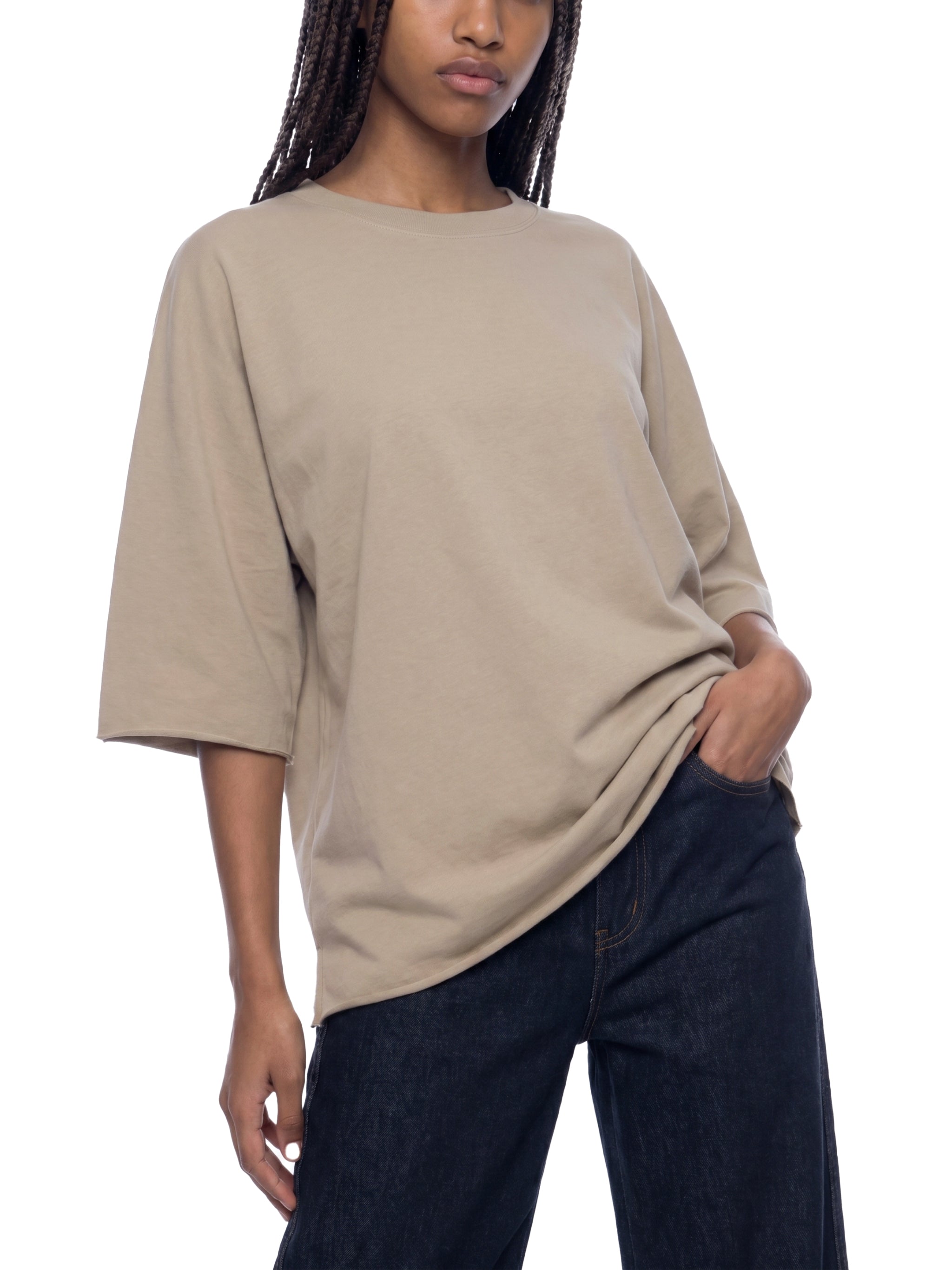Unisex Heavyweight Boxy Raw Edge T-Shirt – Premium Oversized Streetwear Tee