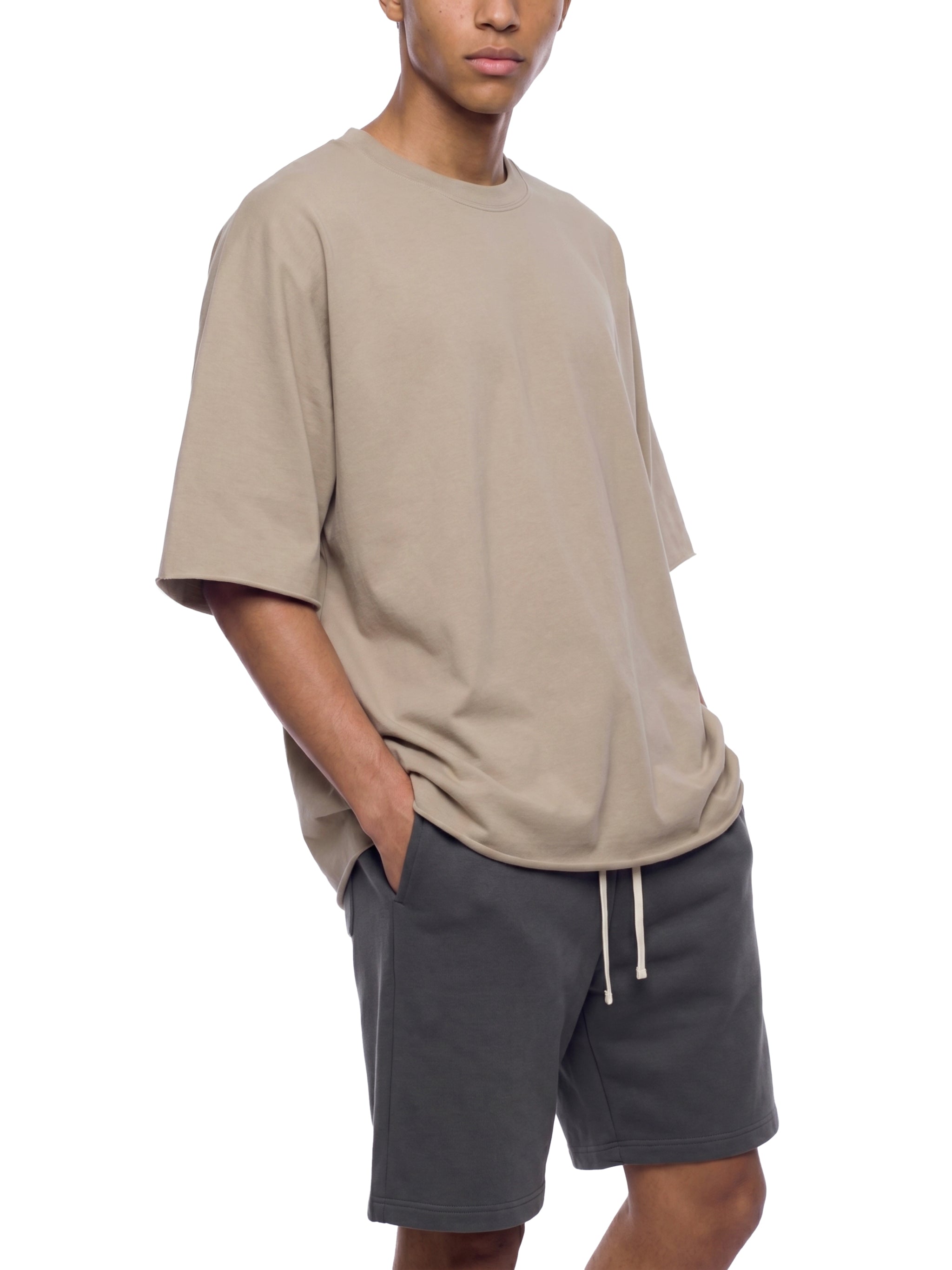 Unisex Heavyweight Boxy Raw Edge T-Shirt – Premium Oversized Streetwear Tee