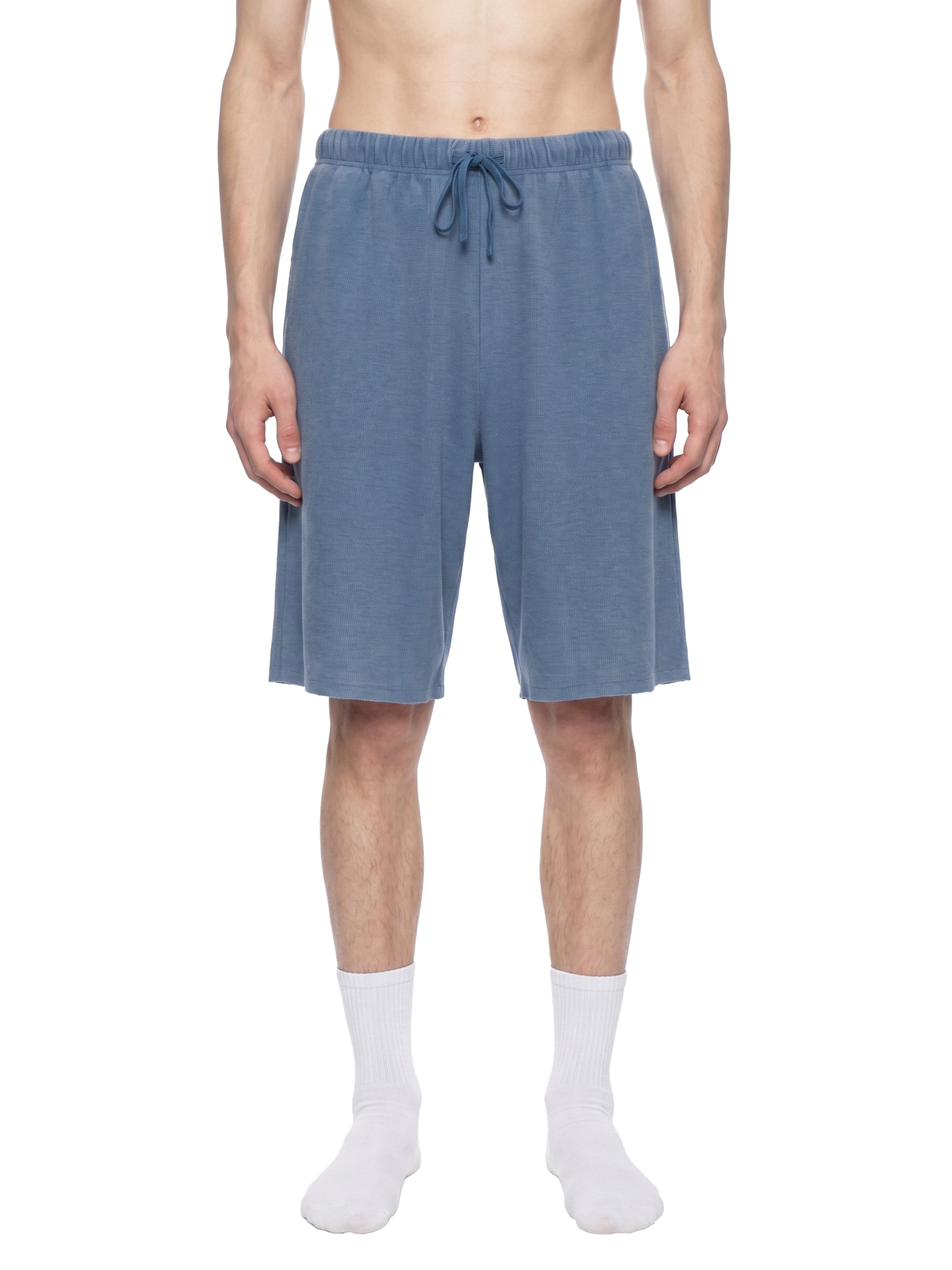 Unisex Vintage Wash Sunfade Waffle Raw Hem Shorts – Oversized Retro Streetwear Shorts
